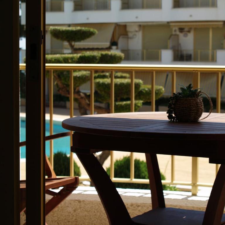 Cambrils Seafront Retreat Parking PortAventura - Apartamento de 1 dormitorio con balcón y vistas al mar - 5