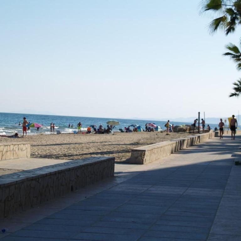 Cambrils Seafront Retreat Parking PortAventura - Apartamento de 1 dormitorio con balcón y vistas al mar - 7