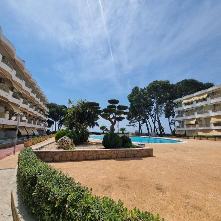 Cambrils Seafront Retreat Parking PortAventura - Apartamento de 1 dormitorio con balcón y vistas al mar - 15