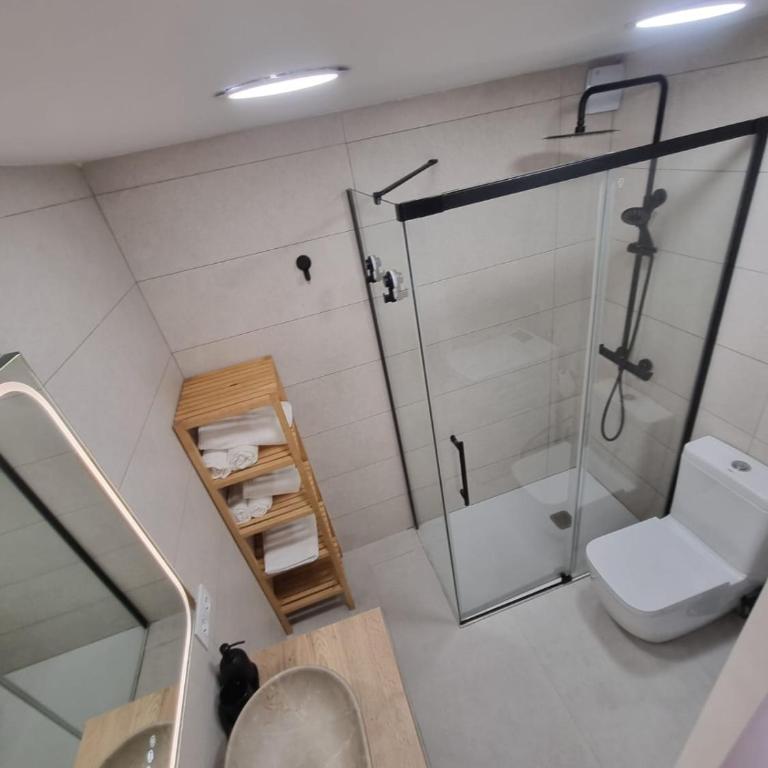 Cambrils Seafront Retreat Parking PortAventura - Apartamento de 1 dormitorio con balcón y vistas al mar - 32