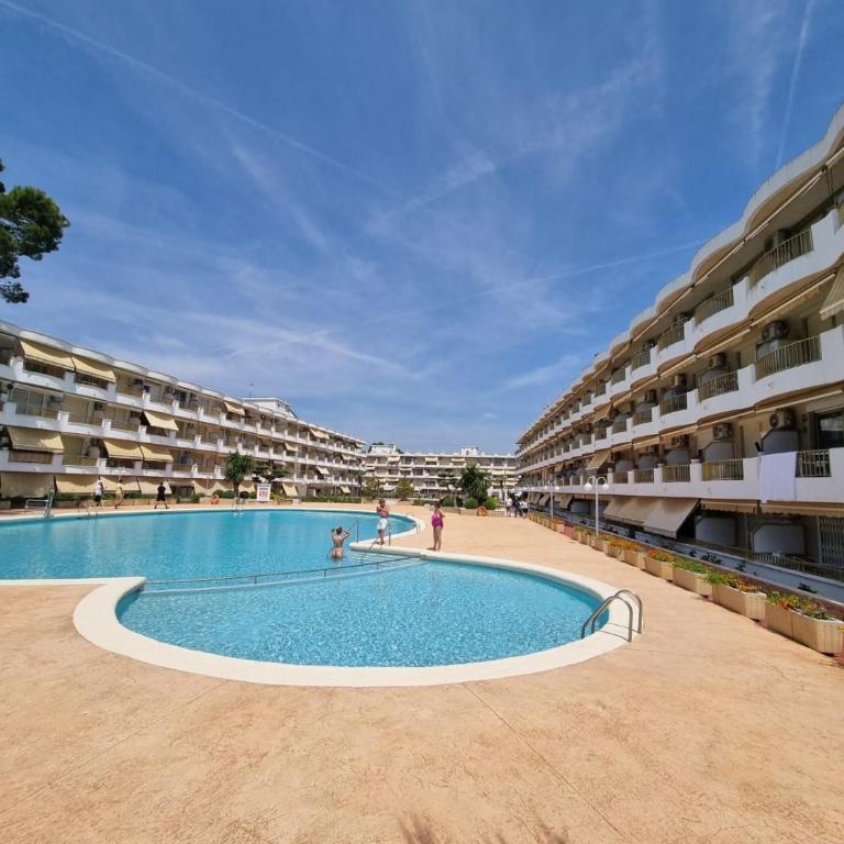 Cambrils Seafront Retreat Parking PortAventura - Apartamento de 1 dormitorio con balcón y vistas al mar - 37