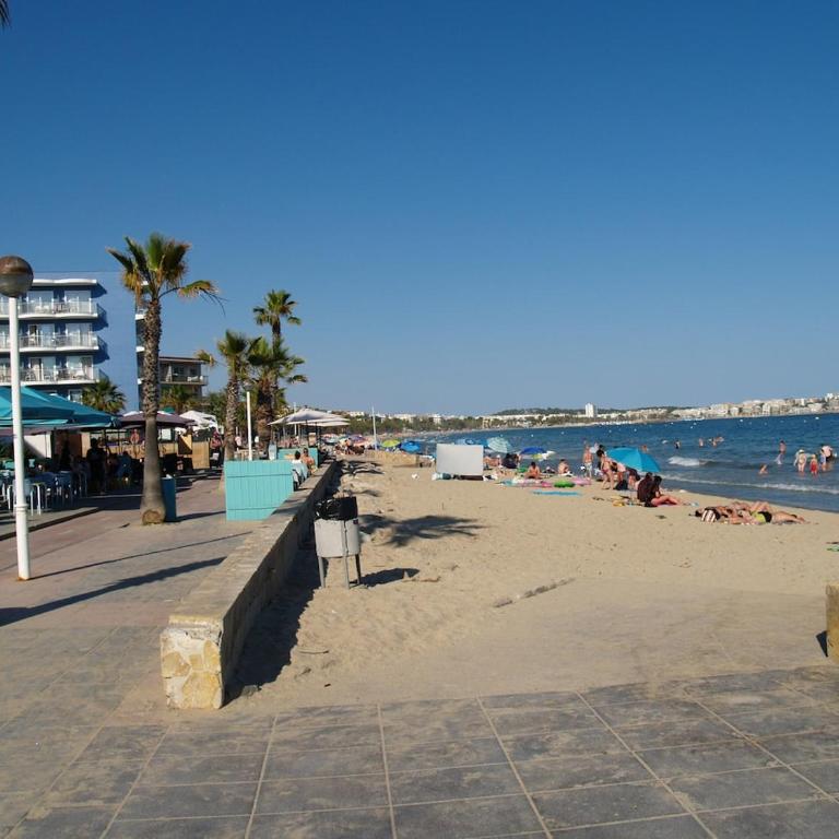 Cambrils Seafront Retreat Parking PortAventura - Apartamento de 1 dormitorio con balcón y vistas al mar - 41