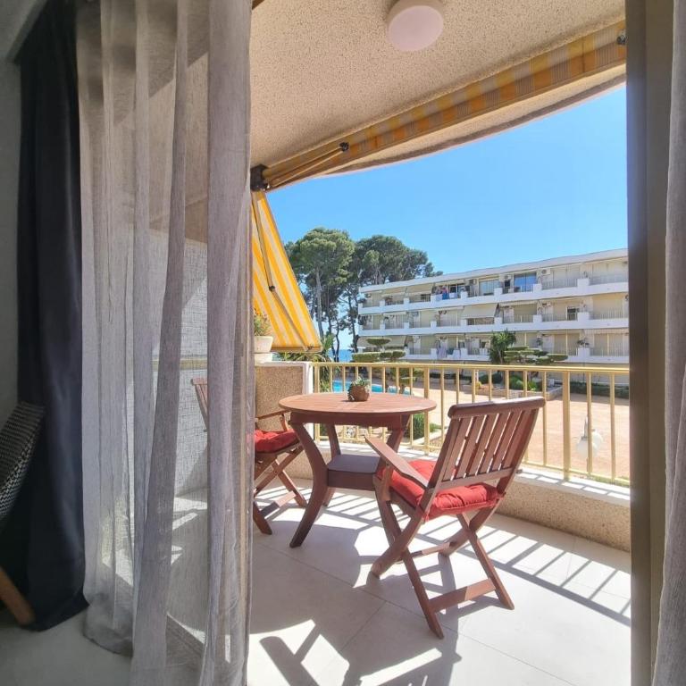 Cambrils Seafront Retreat Parking PortAventura - Apartamento de 1 dormitorio con balcón y vistas al mar - 46