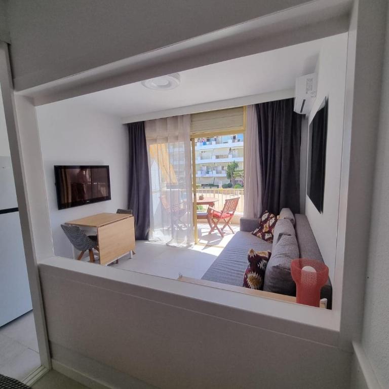 Cambrils Seafront Retreat Parking PortAventura - Apartamento de 1 dormitorio con balcón y vistas al mar - 52