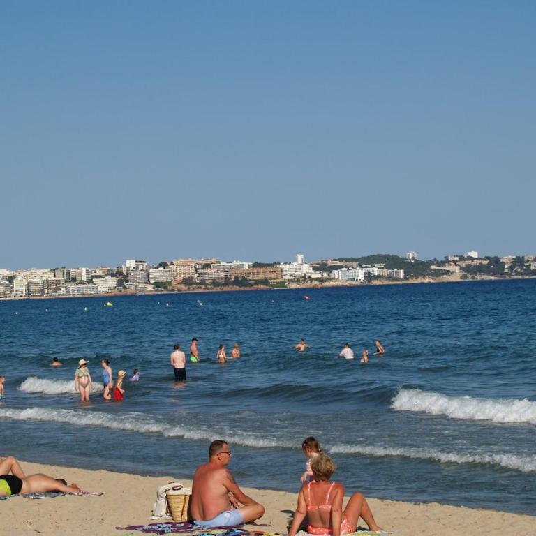 Cambrils Seafront Retreat Parking PortAventura - Apartamento de 1 dormitorio con balcón y vistas al mar - 53