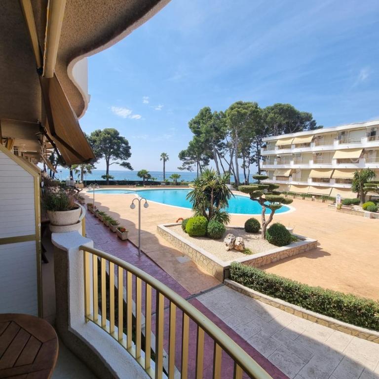 Cambrils Seafront Retreat Parking PortAventura - Apartamento de 1 dormitorio con balcón y vistas al mar - 57