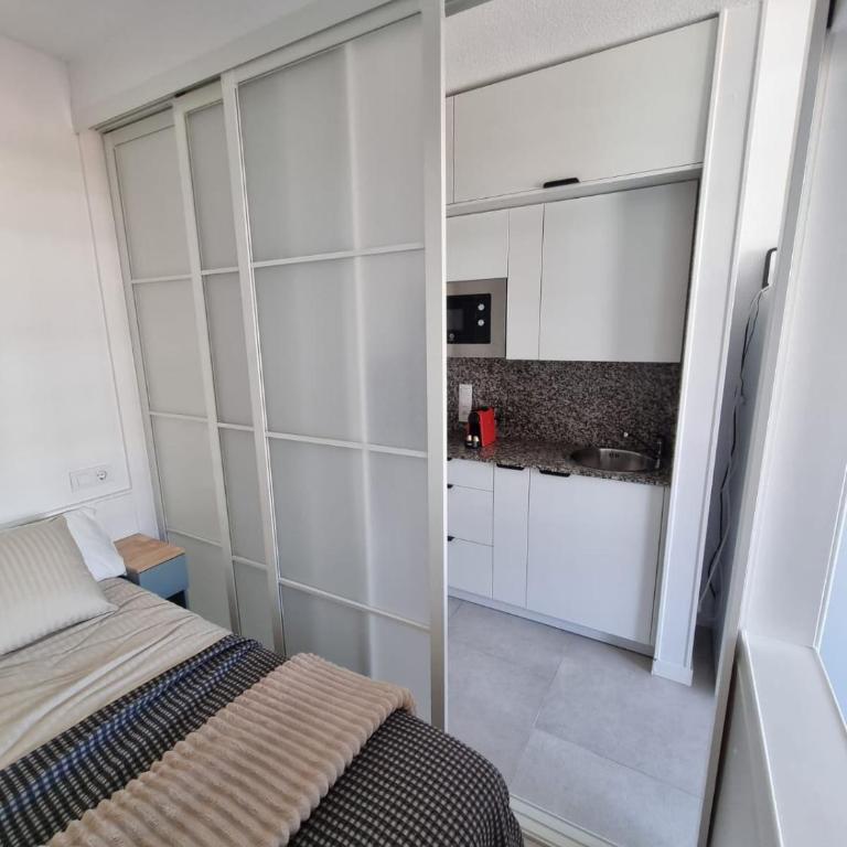 Cambrils Seafront Retreat Parking PortAventura - Apartamento de 1 dormitorio con balcón y vistas al mar - 59