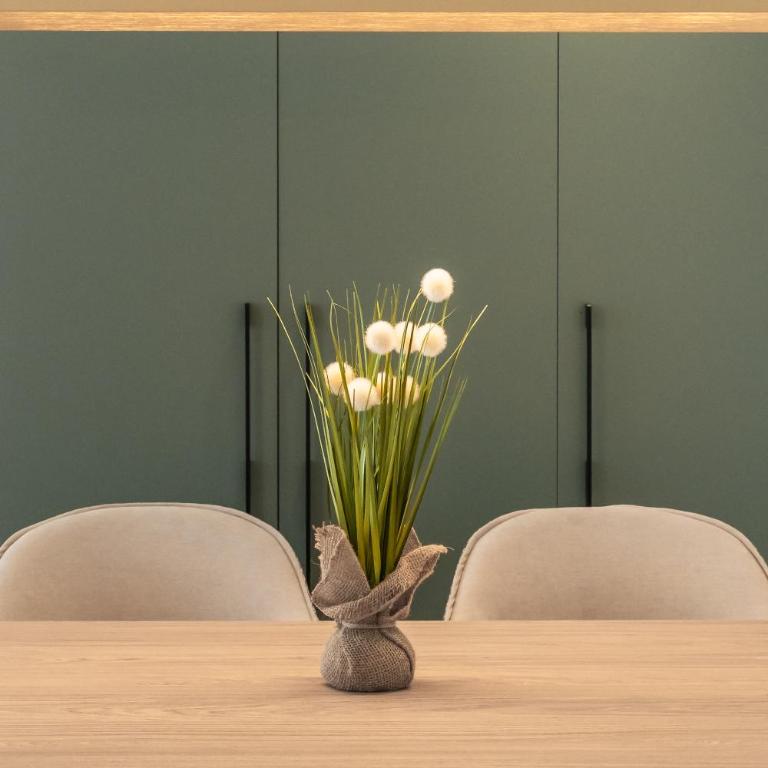 L A Apartments ILIDŽA by Ben&Co - Luksuzna Četvorokrevetna Soba - 5