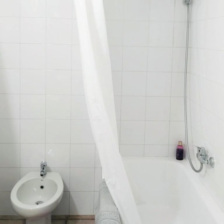 Cosy Open Space Apartment Bari - Two-Bedroom House - 17