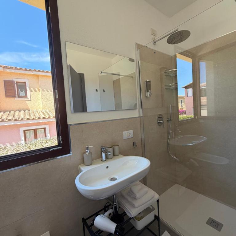 Elyas Guest House - Camera Matrimoniale Economy - 4