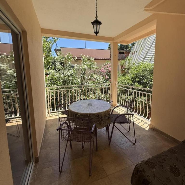 Maja Apartmani - Apartman sa 1 Spavaćom Sobom - 4