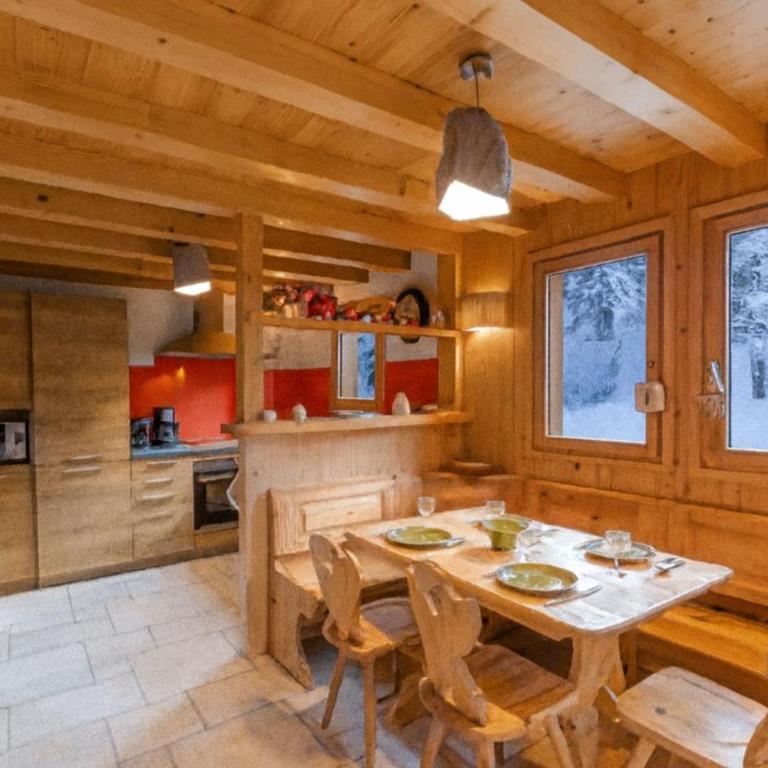 Family chalet with terrace and garden in Chamonix - Chalet - 4