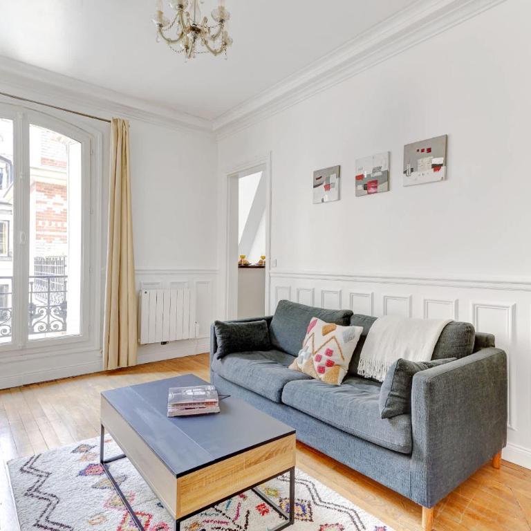 BnBNova - Stylish - 1BR - Steps from Le Marais & Montorgueil - Apartment - 1