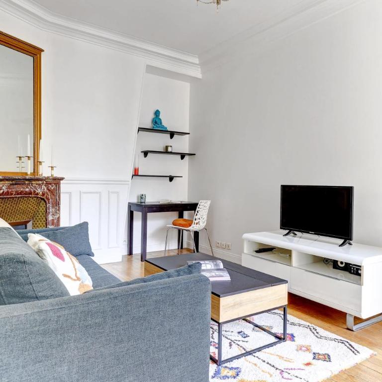 BnBNova - Stylish - 1BR - Steps from Le Marais & Montorgueil - Apartment - 9