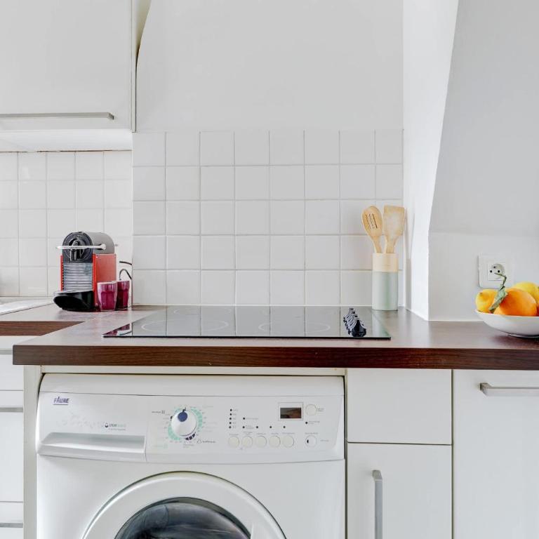 BnBNova - Stylish - 1BR - Steps from Le Marais & Montorgueil - Apartment - 14