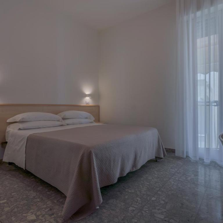 Hotel Constellation - Budget Doppelzimmer - 6
