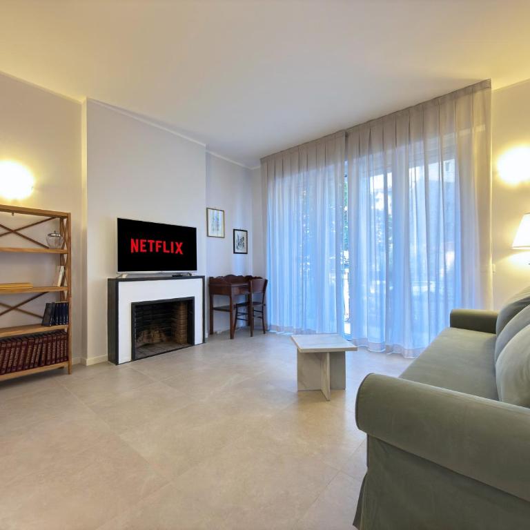 Villa Budi - 3 Suites con bagno privato, Garage e 4 posti auto - Casa con 4 camere da letto - 7
