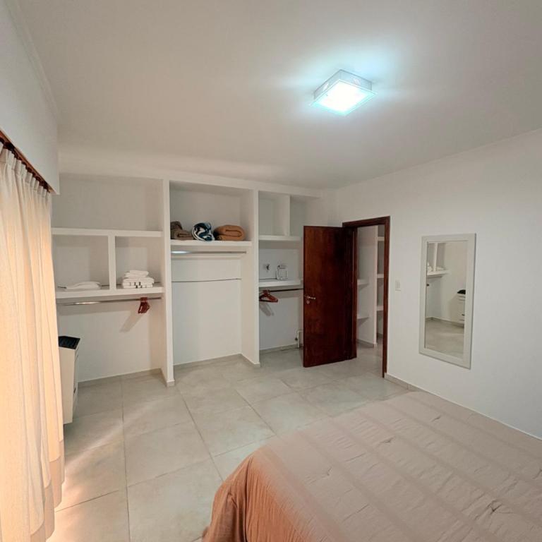 Departamento amplio y bien equipado en Azul - Apartamento de 1 dormitorio - 7