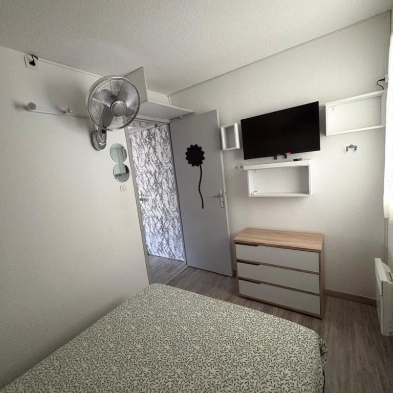 Appartement T2 Centre Port Cap d'Agde - One-Bedroom Apartment - 6