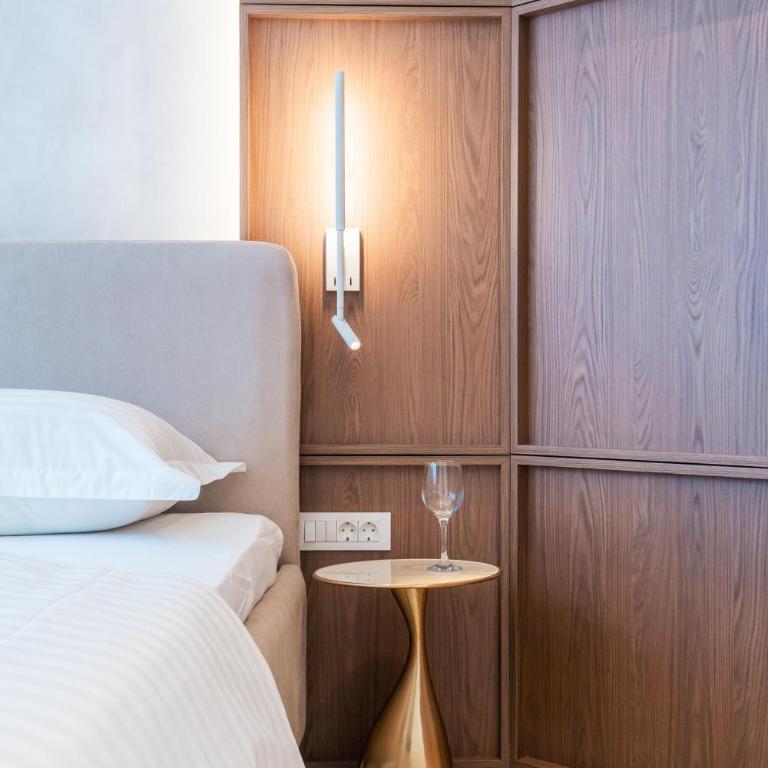 L A URBAN Retreat APARTMENTS BY BEN&CO - Studio Apartment with King Bed - 4