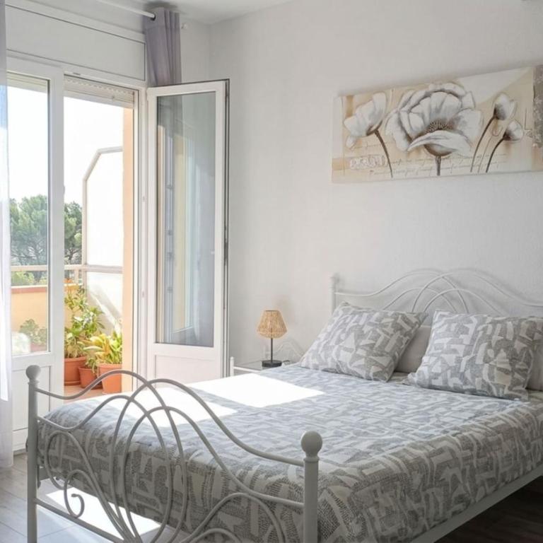 Hostel-Élisée-Perpignan - Chambre Double Standard avec Salle de Bains Commune - 1