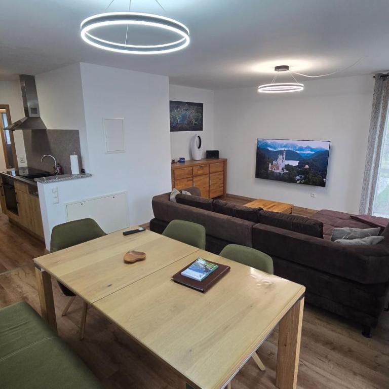 Alpina Sonnen-Appartements Füssen incl XL-Sonnen-Terrasse & Königscard - Apartment mit 2 Schlafzimmern - 6