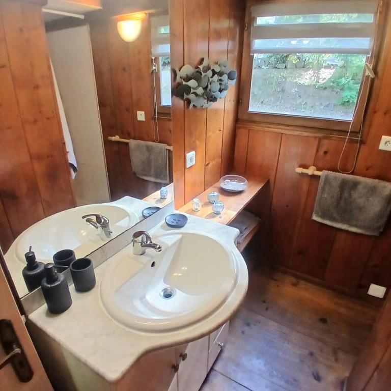 CHALET ENTRE MER ET MONTAGNE - Chalet - 12