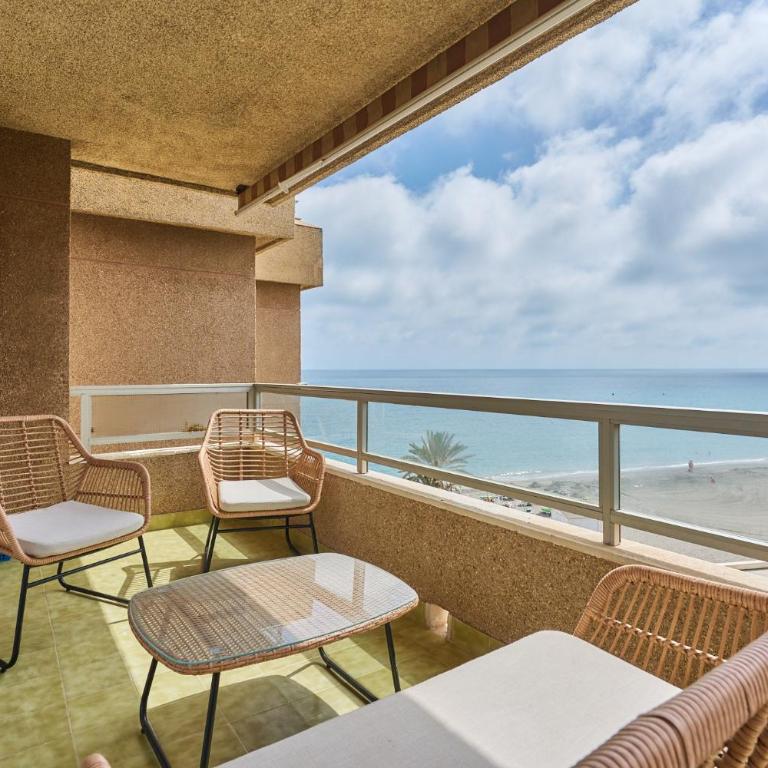 Sol y Luna Vistas al mar - Apartamento Deluxe de 2 dormitorios con vistas al mar - 1