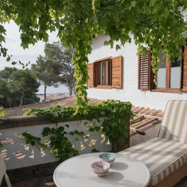 Villa Dora - Habitación Doble Deluxe con vistas laterales al mar - 3