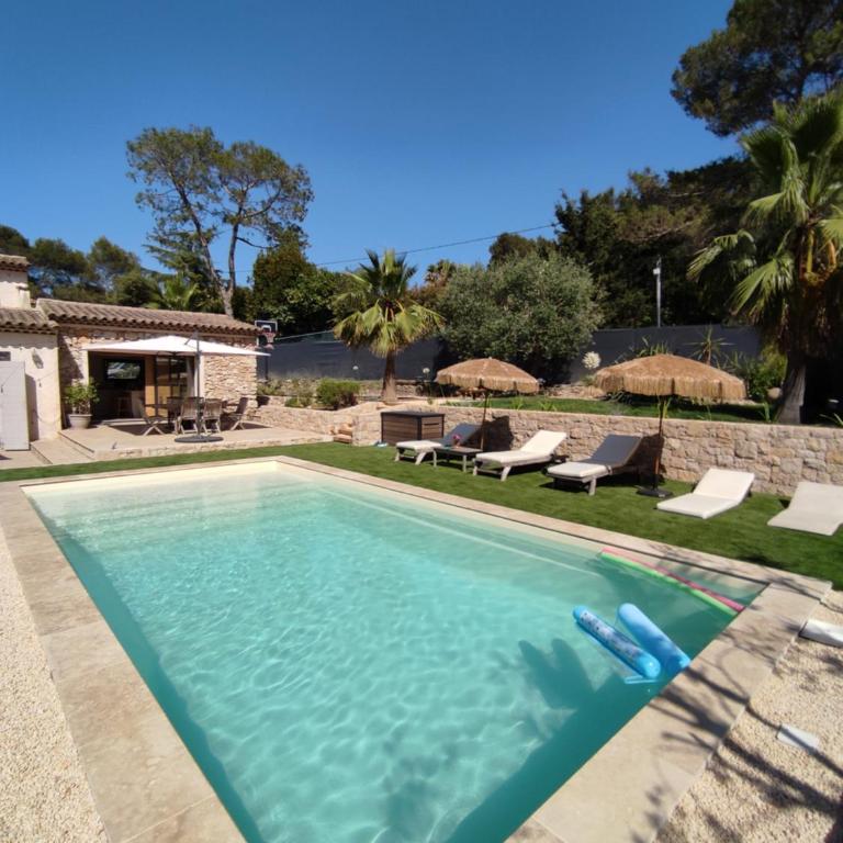 VILLA PROVENÇALE entre ANTIBES et CANNES - Maison de Vacances 4 Chambres - 22
