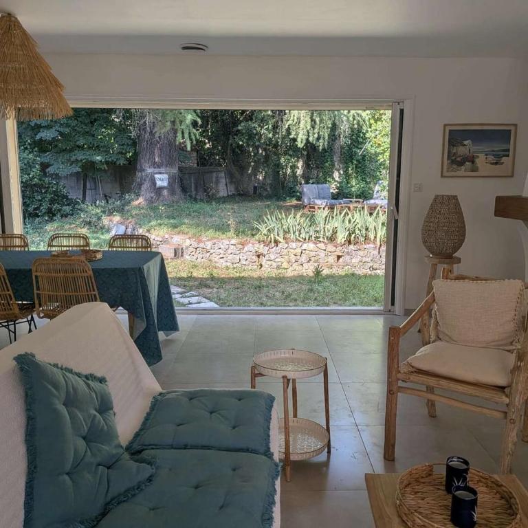 Maison climatisée, piscine privée - 6 pers. - FR-1-382-227 - Villa 3 Chambres - 16