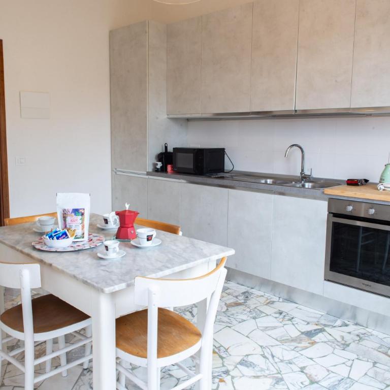 Giuliana suite apartment - Two-Bedroom Apartment with Terrace - 16
