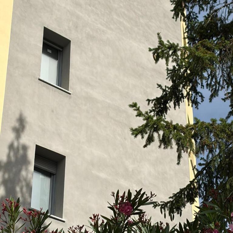 Il Sagittario - Appartamento con 2 Camere da Letto e con Vista Montagna - 2