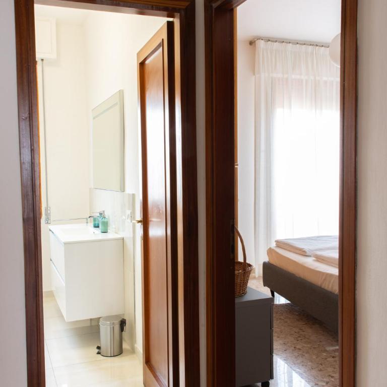 Giuliana suite apartment - Two-Bedroom Apartment with Terrace - 34
