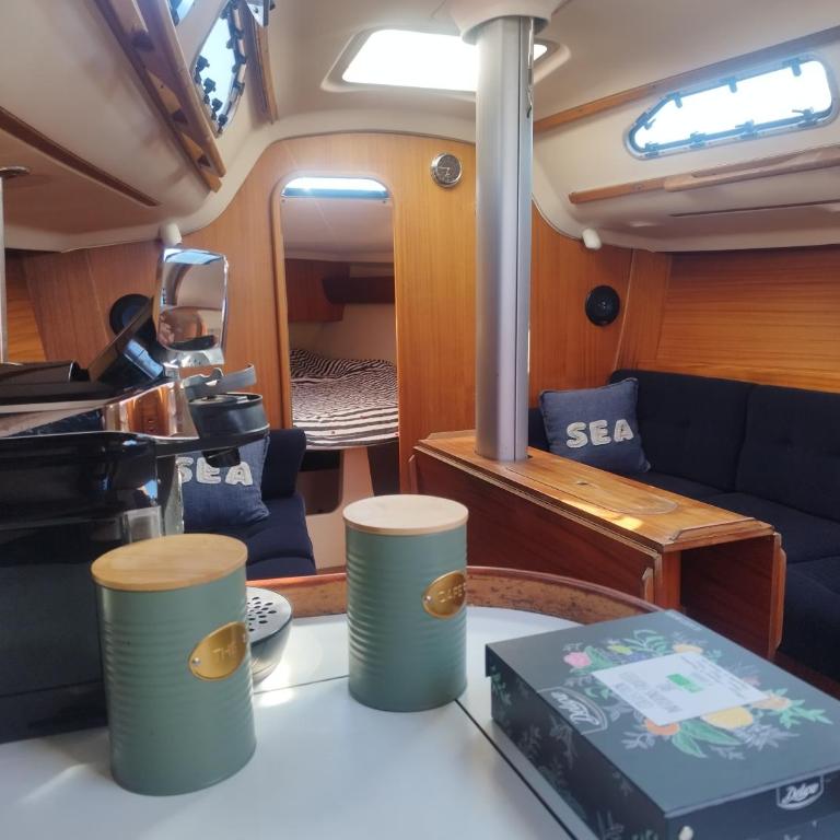 voilier sur le port Perros Guirec - Casa Mobile - 8