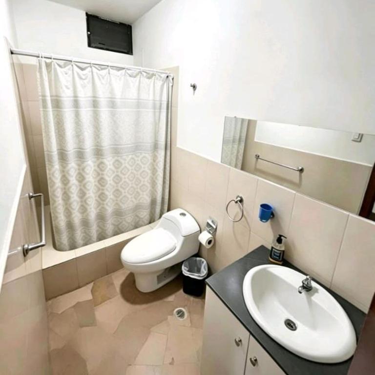 Manta Centro Departamento de 2 y 3 dormitorios - One-Bedroom Apartment - 2