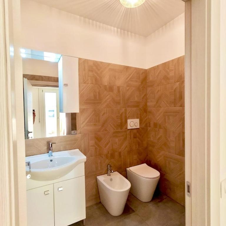 AURA Home Riccione - Appartamento con 2 Camere da Letto e Balcone - 13