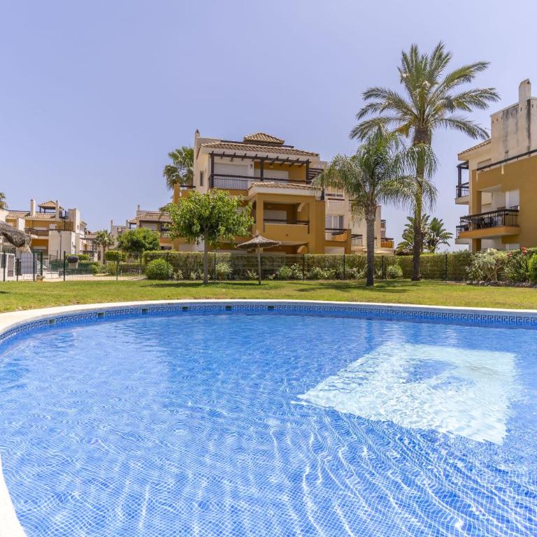 Bajo con Jardín Piscina y Pista de Tenis - Appartement - Rez-de-Chaussée - 3