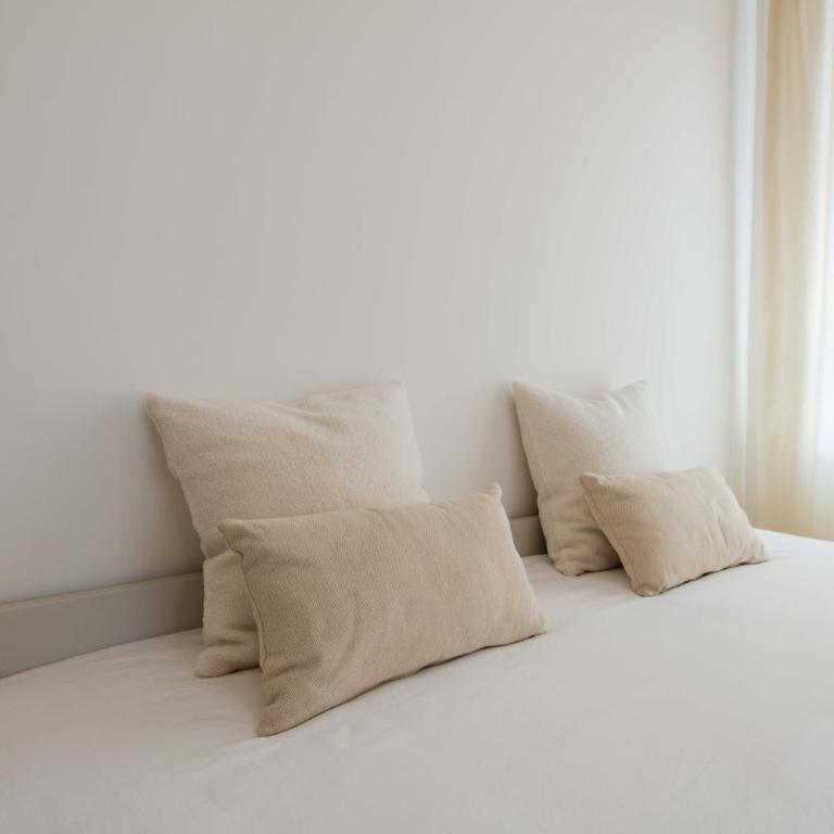 Lumen Boutique Stay - Luxury Triple Room - 14