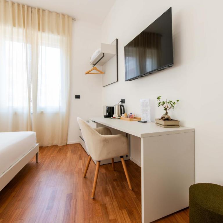 Lumen Boutique Stay - Luxury Triple Room - 6
