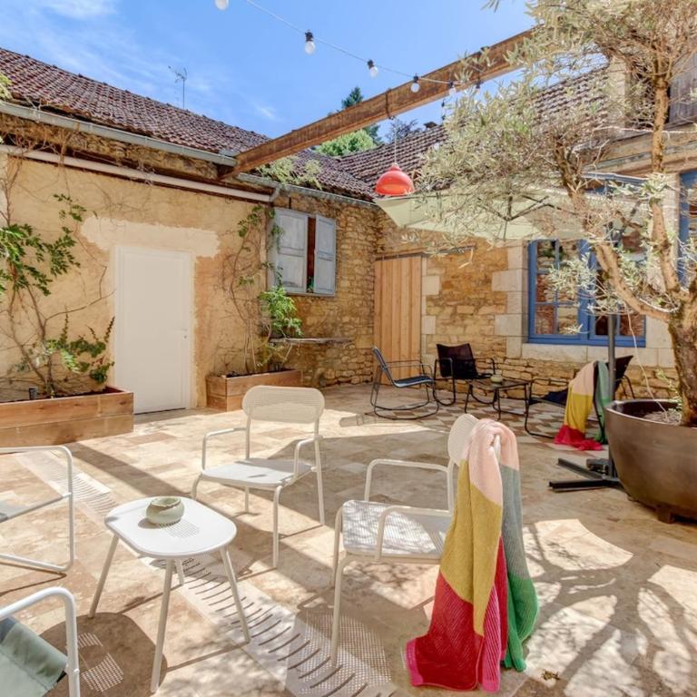 Comfy 4-person apartment with terrace Le Puit de Sarlat - One-Bedroom Apartment - 24