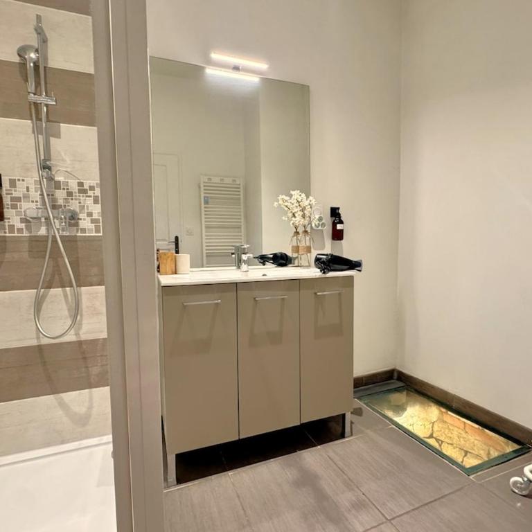 Comfy 4-person apartment with terrace Le Puit de Sarlat - One-Bedroom Apartment - 31