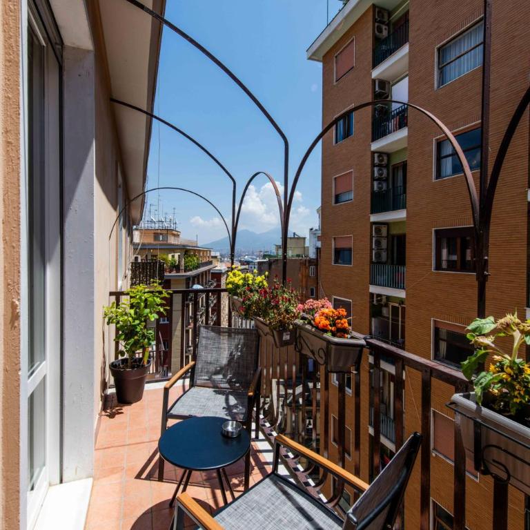 Lumen Boutique Stay - Deluxe Double Room with Balcony - 15