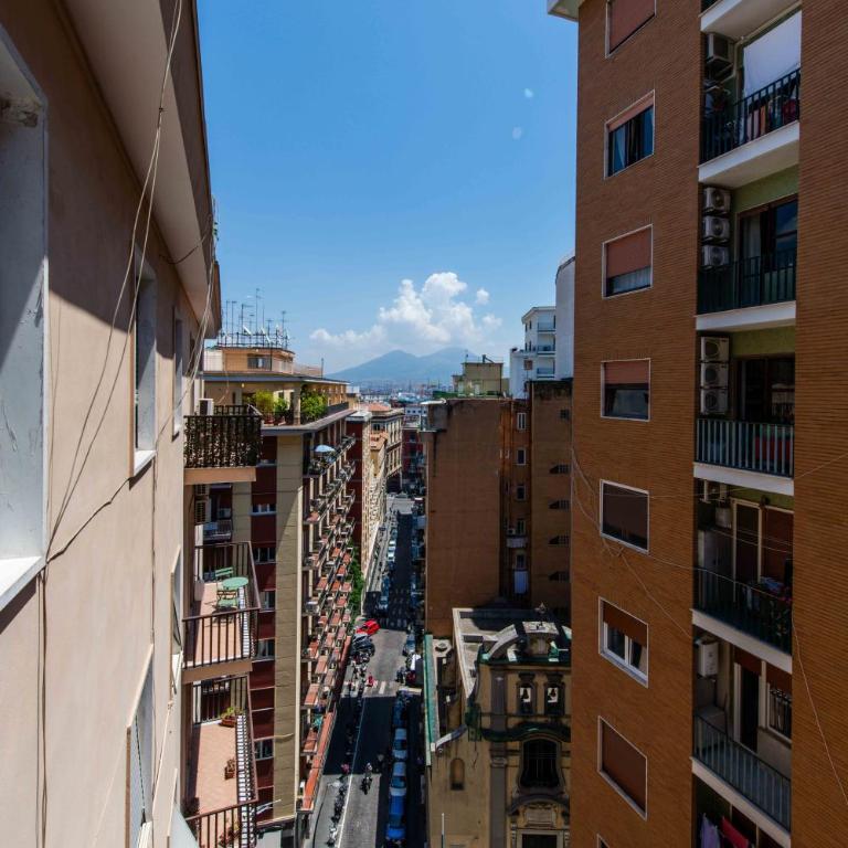Lumen Boutique Stay - Deluxe Double Room with Balcony - 14
