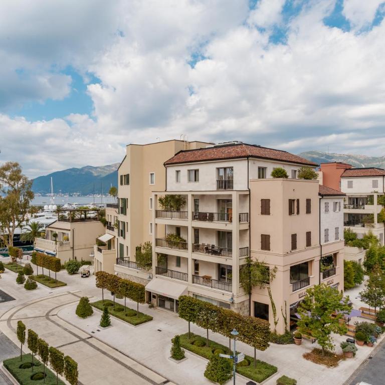 Porto Montenegro Ksenija Residence - Two-Bedroom Apartment - 3