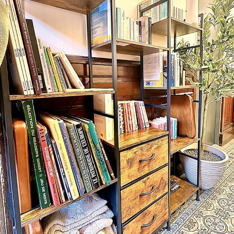 Charming and cosy quiet studio heart of Sarlat - One-Bedroom Apartment with Terrace - 46