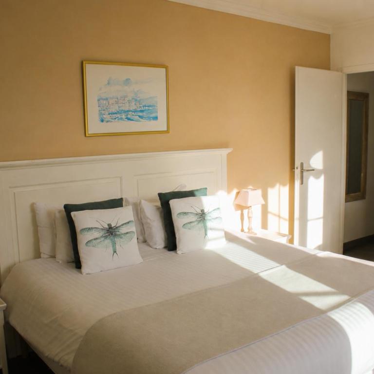 Hôtel Beau Site - Cap d'Antibes - Grande Chambre Double Supérieure - 22
