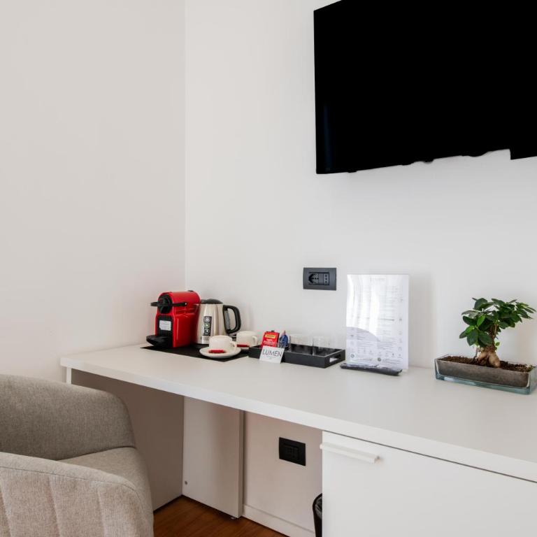 Lumen Boutique Stay - Deluxe Double Room - 12