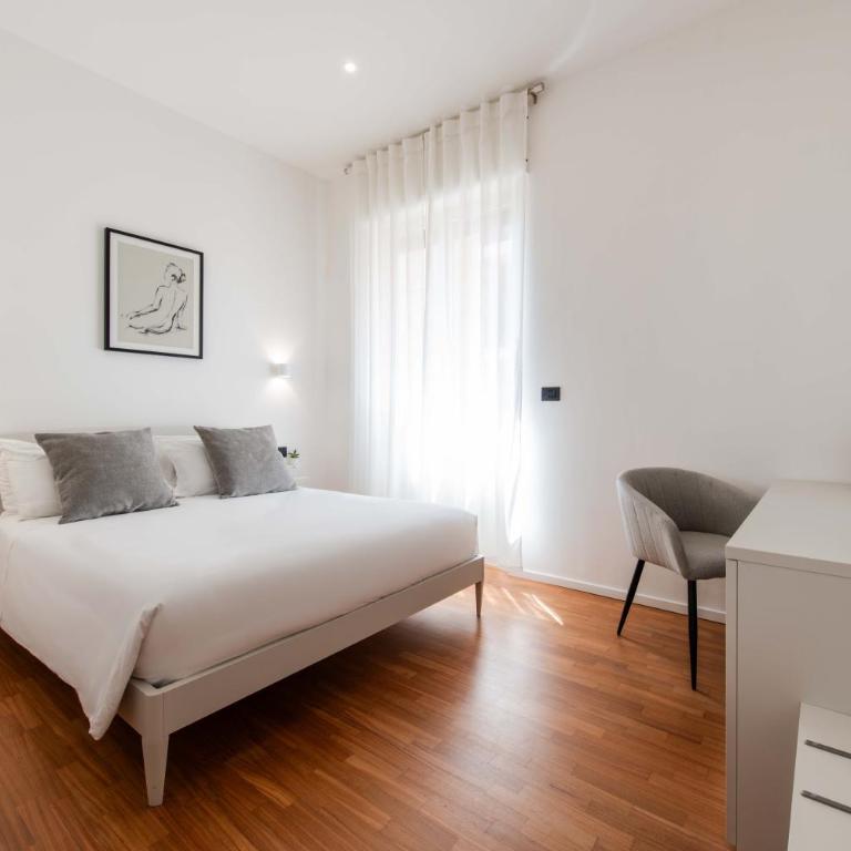 Lumen Boutique Stay - Deluxe Double Room - 1