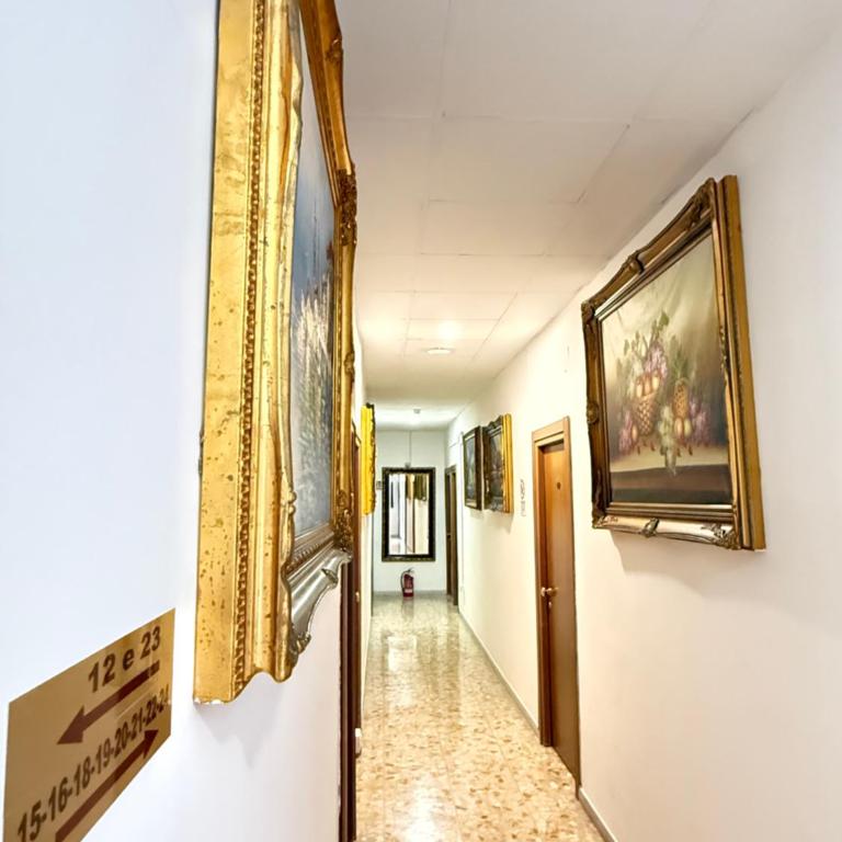 Hotel Chopin - Camera Matrimoniale - 9